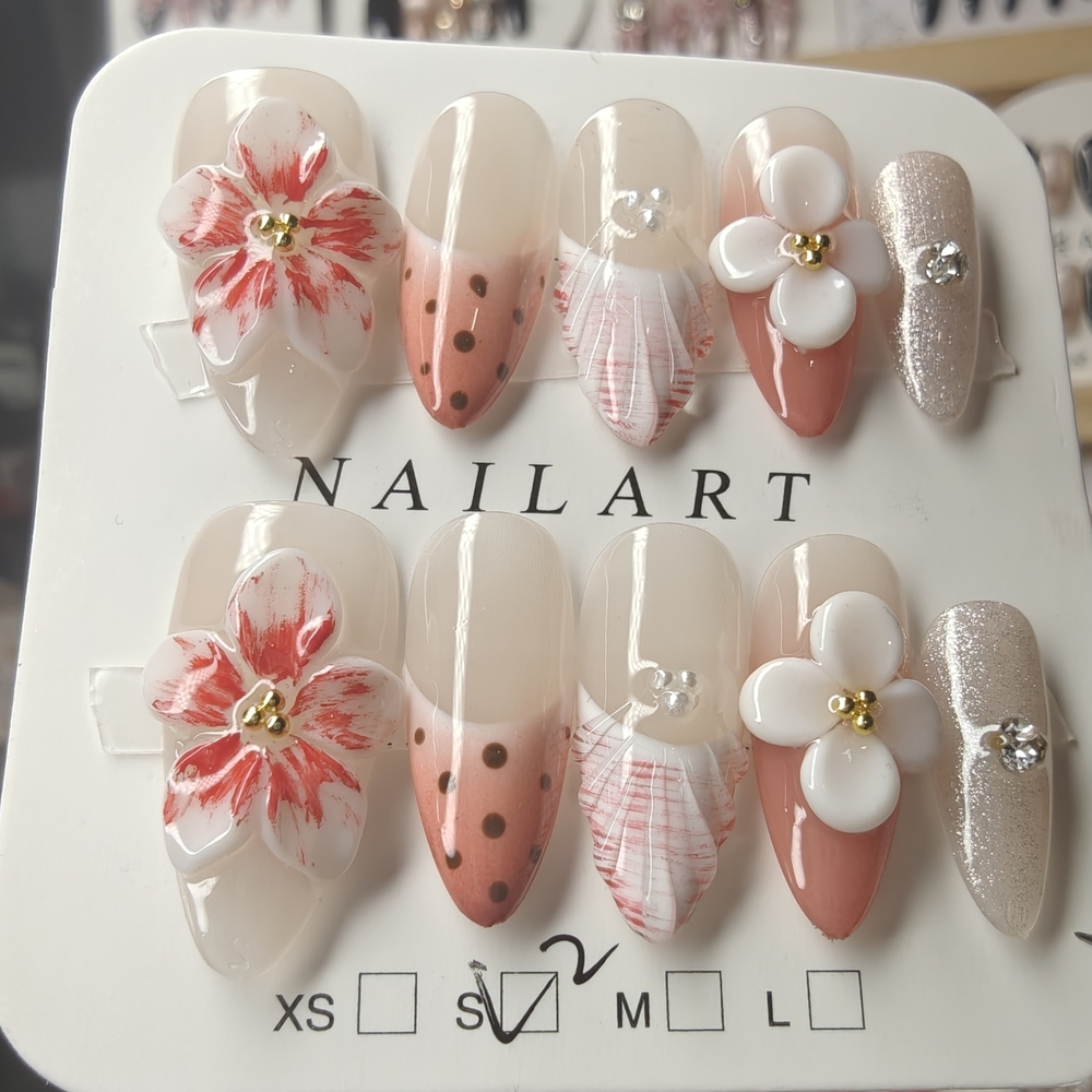 Floral And Beach Shells Almond Handmade Press On Nails Set - Picture 7 of 12